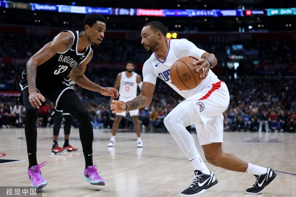 球队在防守 球队在防守