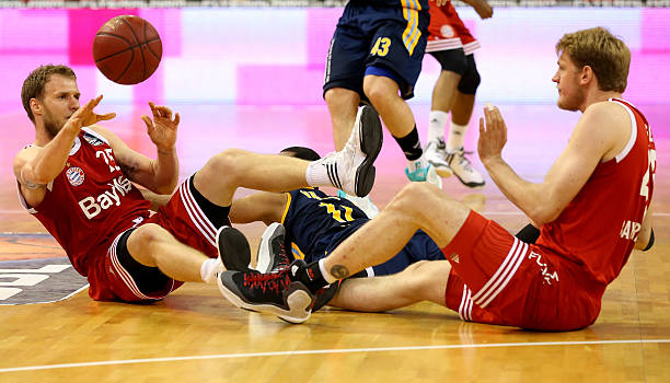 实现球队的 实现球队的