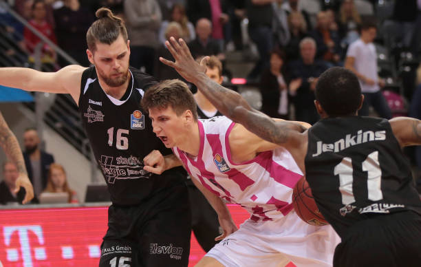 更强的统治 更强的统治