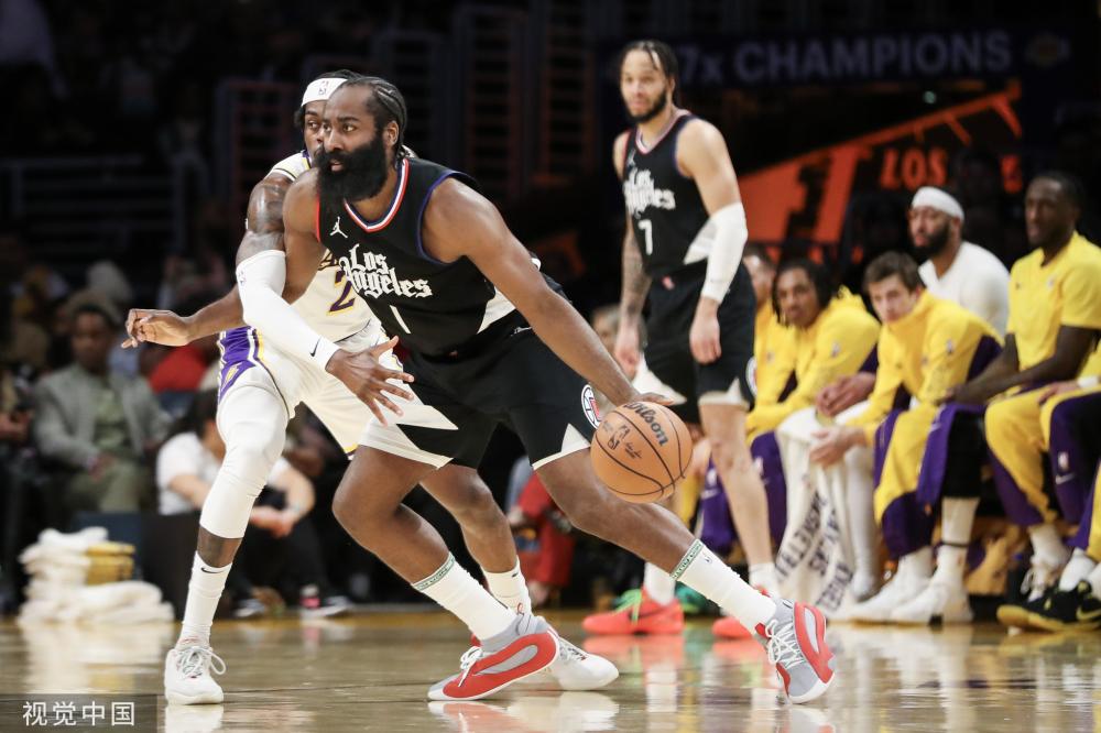 如何让莱万 如何让莱万