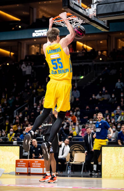 迪巴拉的手 迪巴拉的手