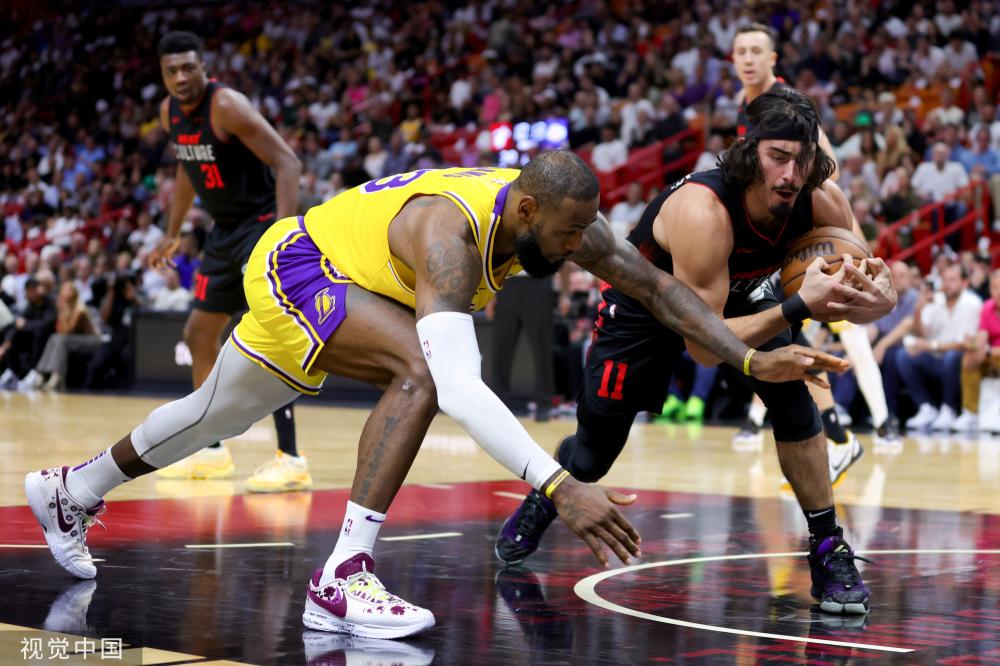 表现令人印 表现令人印